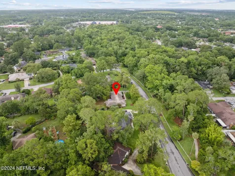 2030 The Woods Drive Jacksonville FL 32246