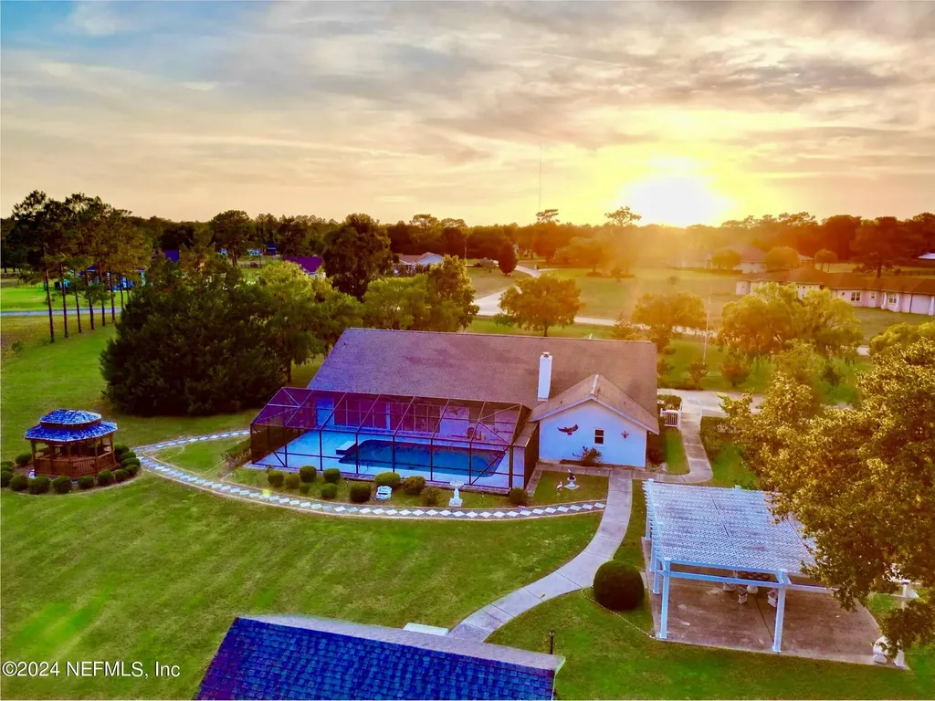 7205 NE 61st Avenue Road Silver Springs FL 34488