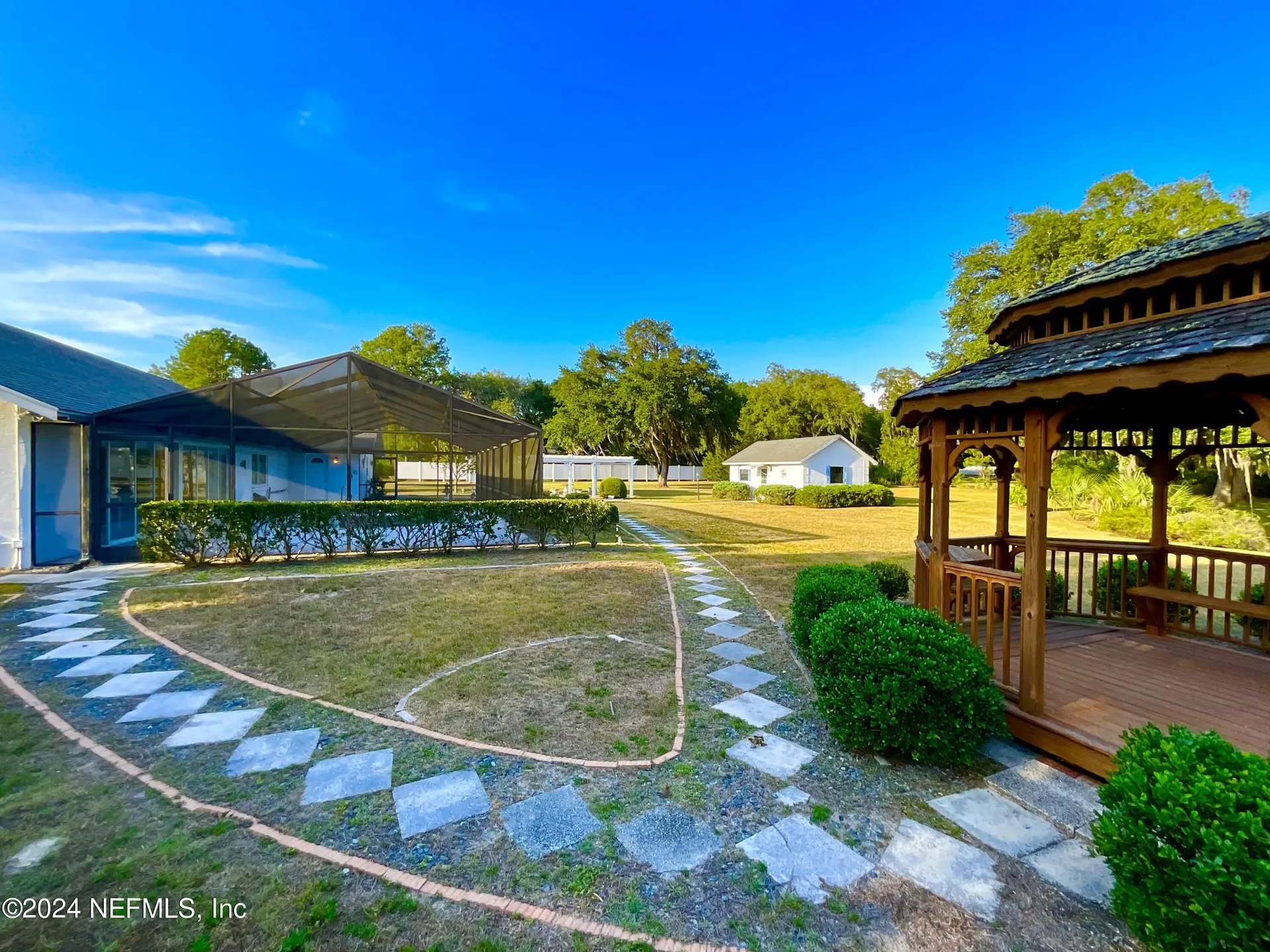 7205 NE 61st Avenue Road Silver Springs FL 34488