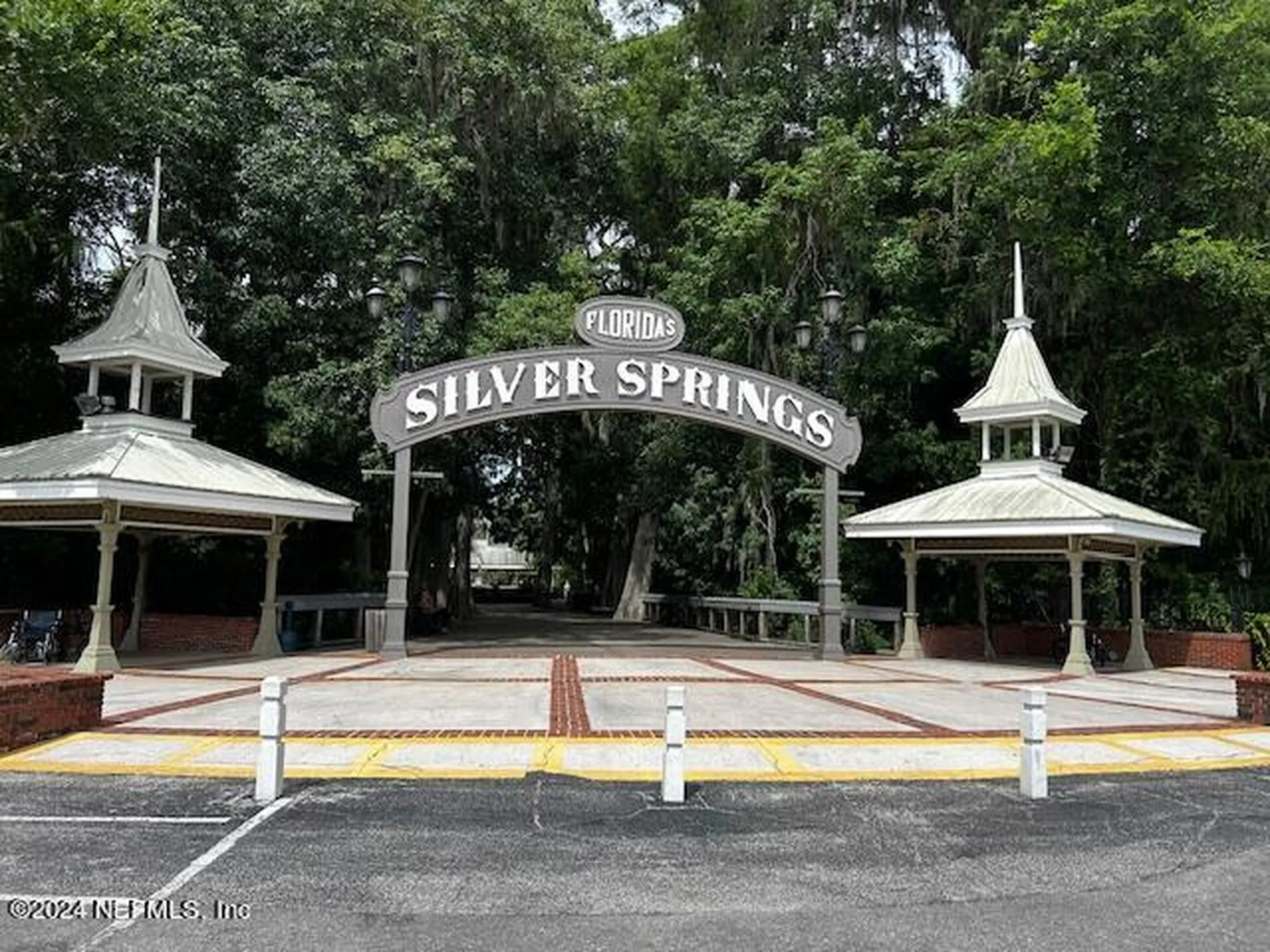 7205 NE 61st Avenue Road Silver Springs FL 34488