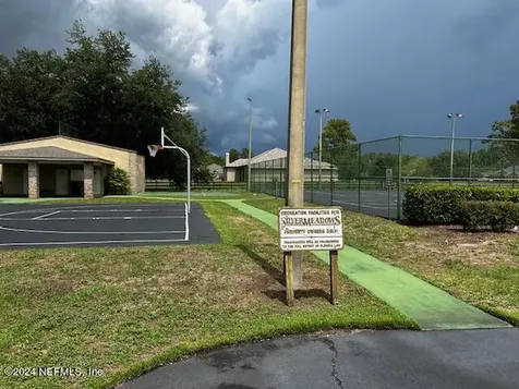 7205 NE 61st Avenue Road Silver Springs FL 34488