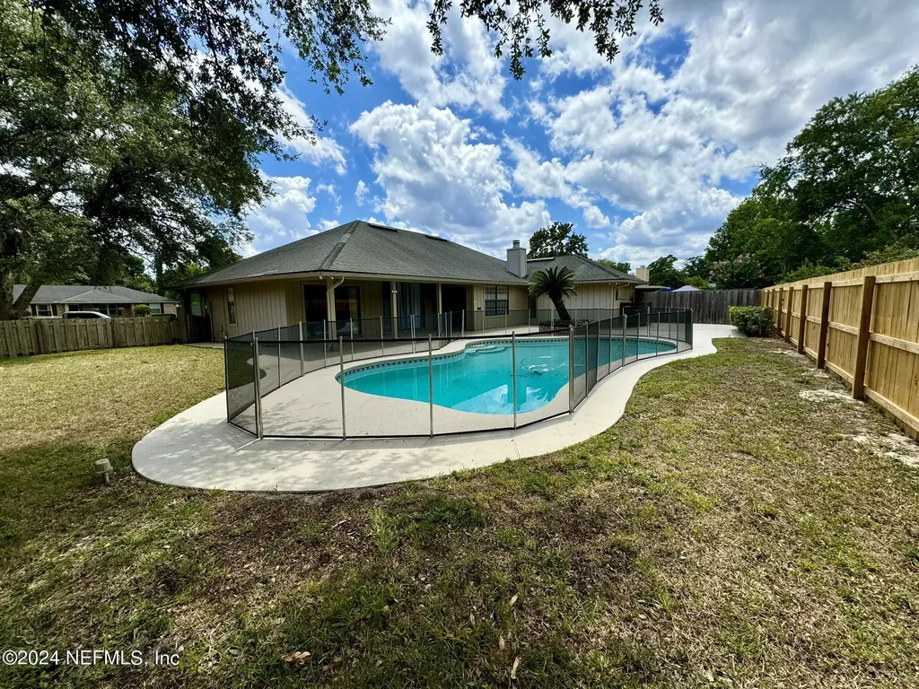 4137 Six Gun Court Jacksonville FL 32223