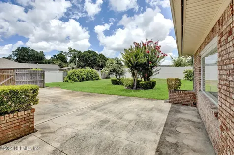 1019 Martinique Road Jacksonville FL 32216