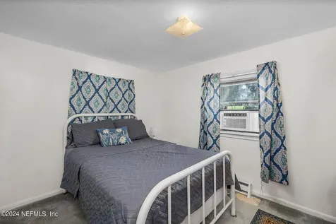 139 Depot Road Hawthorne FL 32640