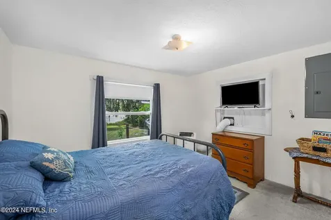 139 Depot Road Hawthorne FL 32640