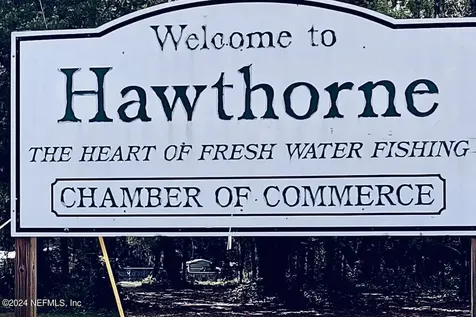 139 Depot Road Hawthorne FL 32640