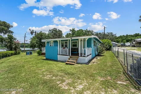 139 Depot Road Hawthorne FL 32640