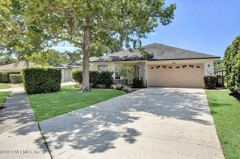 1116 Hidden Cove Circle N Jacksonville FL 32233