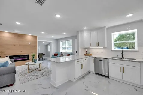 6706 Flopsy Lane Jacksonville FL 32210
