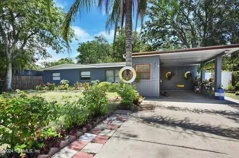 4532 Rondeau Drive S Jacksonville FL 32217