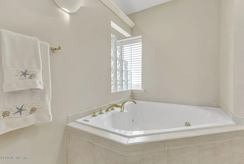 2208 Ocean Drive S Jacksonville Beach FL 32250