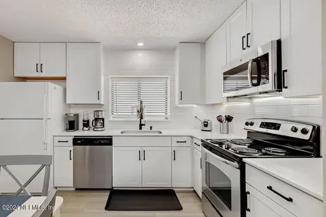 2208 Ocean Drive S Jacksonville Beach FL 32250