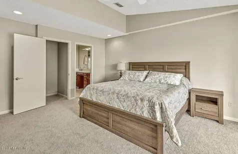 2208 Ocean Drive S Jacksonville Beach FL 32250