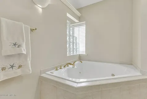 2208 Ocean Drive S Jacksonville Beach FL 32250
