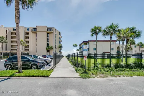 2208 Ocean Drive S Jacksonville Beach FL 32250