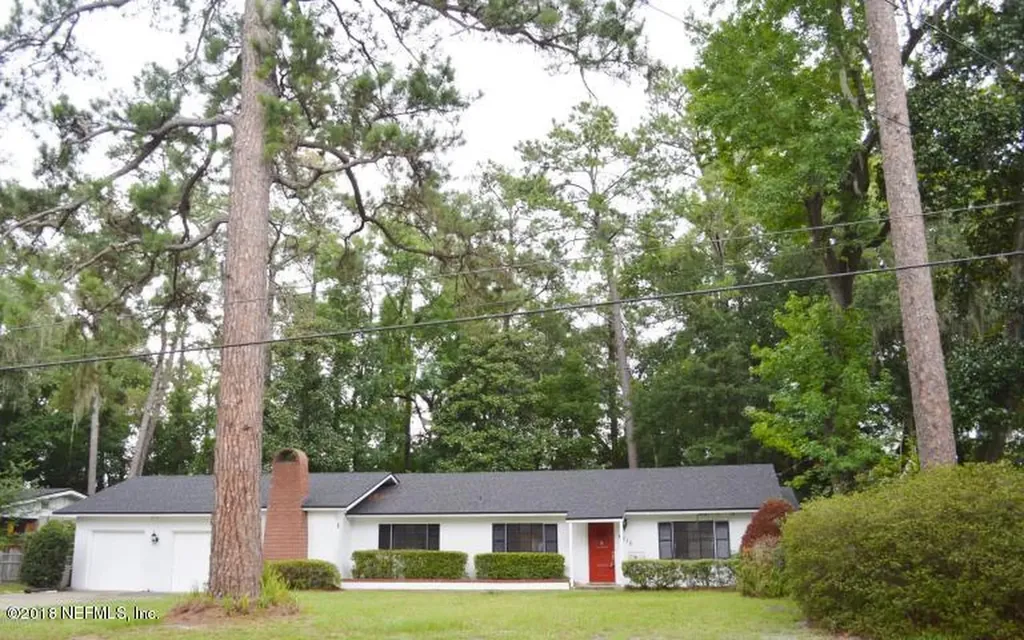 4215 Water Oak Lane Jacksonville FL 32210