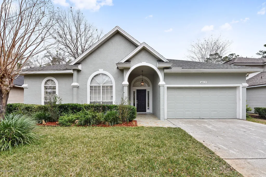 4019 Richmond Park Drive E Jacksonville FL 32224