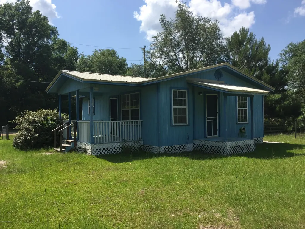 1802 Denise Street Interlachen FL 32148