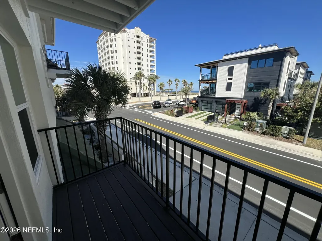 1018 S 1st Street Jacksonville Beach FL 32250