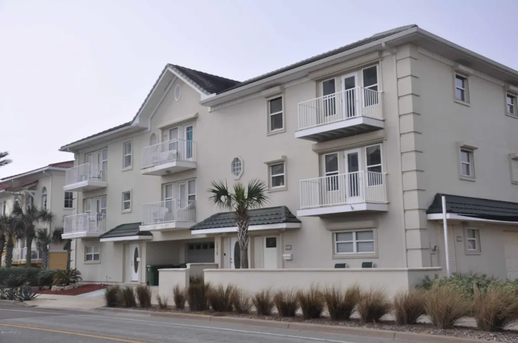 1018 S 1st Street Jacksonville Beach FL 32250
