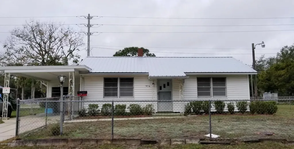 108 W Oak Hill Drive Palatka FL 32177
