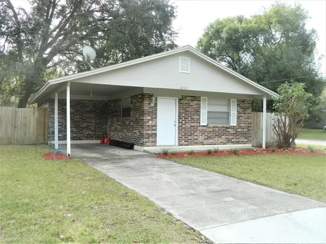 1213 Spruce Street Green Cove Springs FL 32043