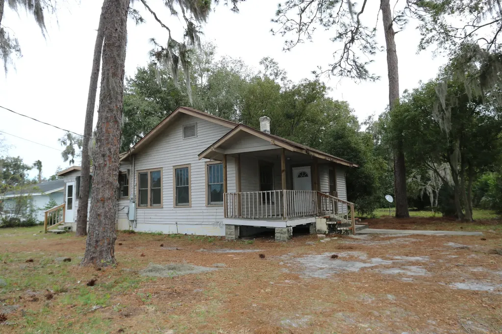 2400 Lane Street Palatka FL 32177