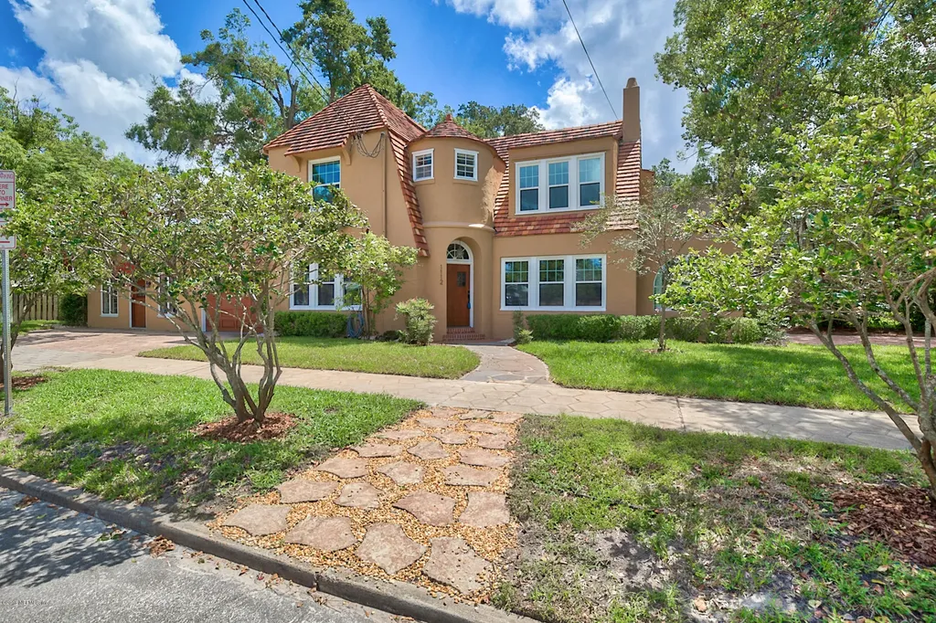 1112 Colombo Street Jacksonville FL 32207