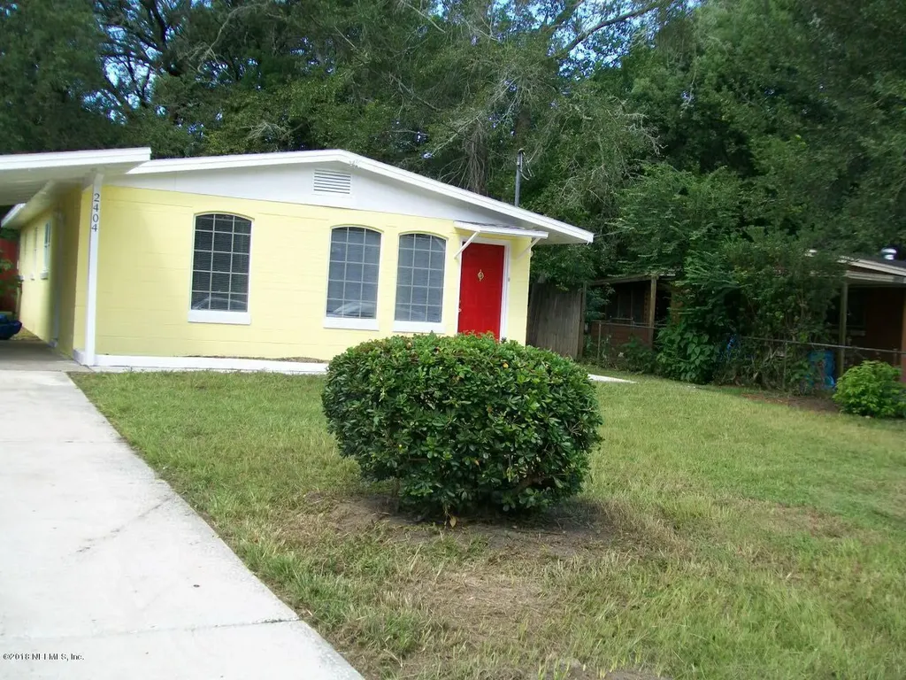 2404 Miss Muffet Lane W Jacksonville FL 32210