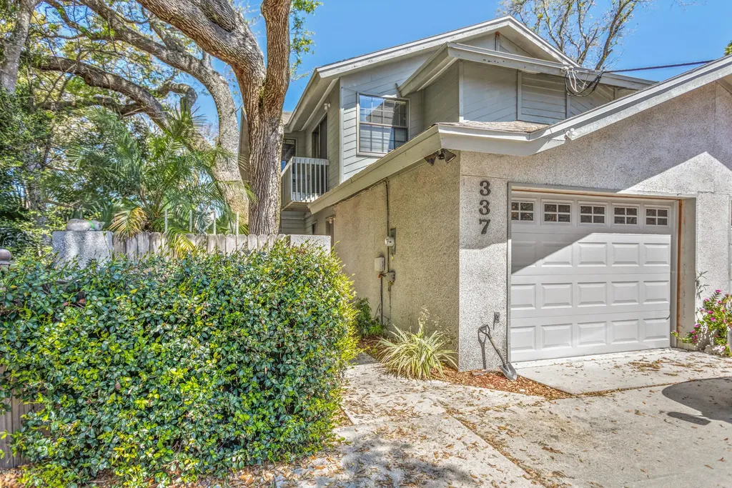 337 4th Street Atlantic Beach FL 32233