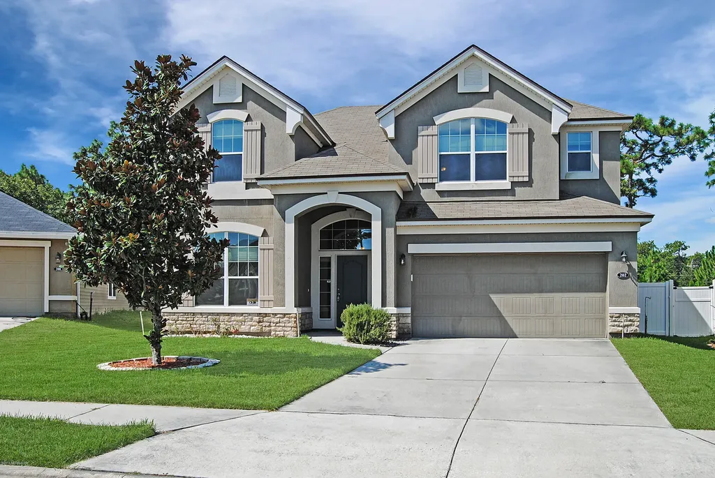 202 Auburn Oaks Road W Jacksonville FL 32218