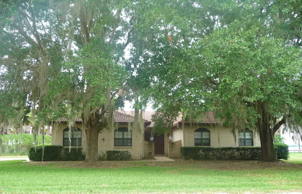 109 Cow Creek Court East Palatka FL 32131