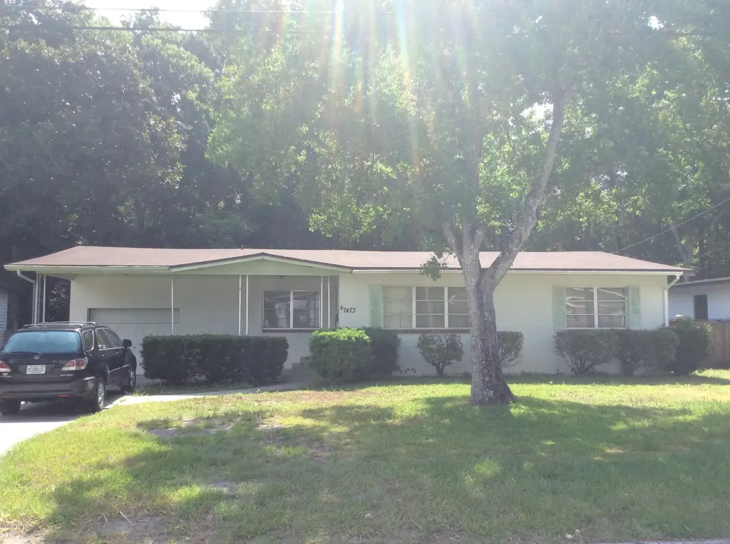7473 Greenway Drive Jacksonville FL 32244