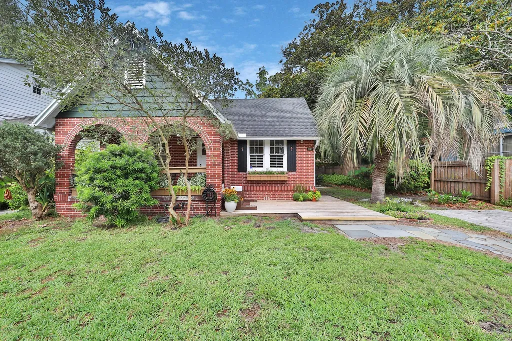 1742 Belmonte Avenue Jacksonville FL 32207