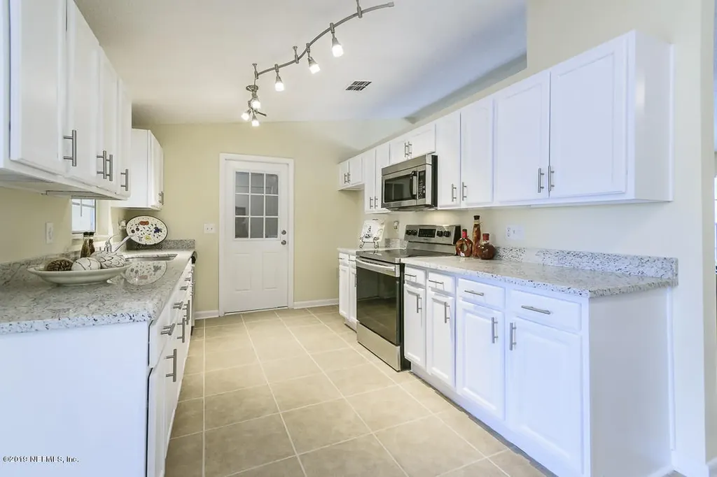 7042 Prellie Street Jacksonville FL 32210