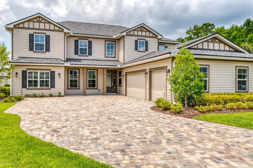 1835 Silo Oaks Place Middleburg FL 32068