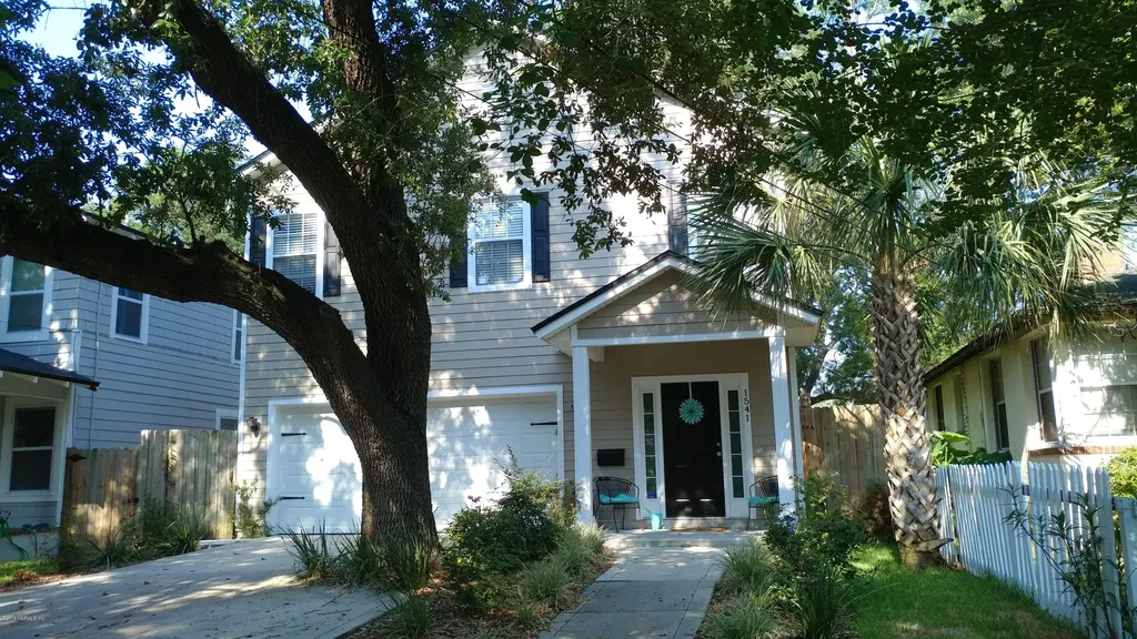1541 Naldo Avenue Jacksonville FL 32207