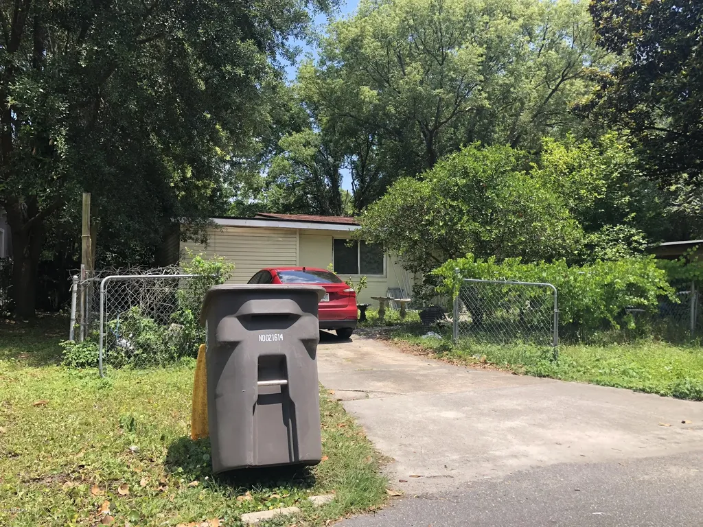 1173 Denaud Street Jacksonville FL 32205