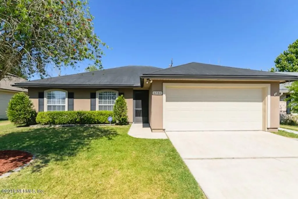6780 Gentle Oaks Drive Jacksonville FL 32244
