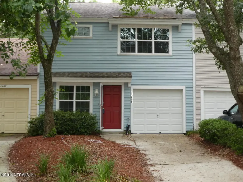 7709 Greenwich Court W Jacksonville FL 32277