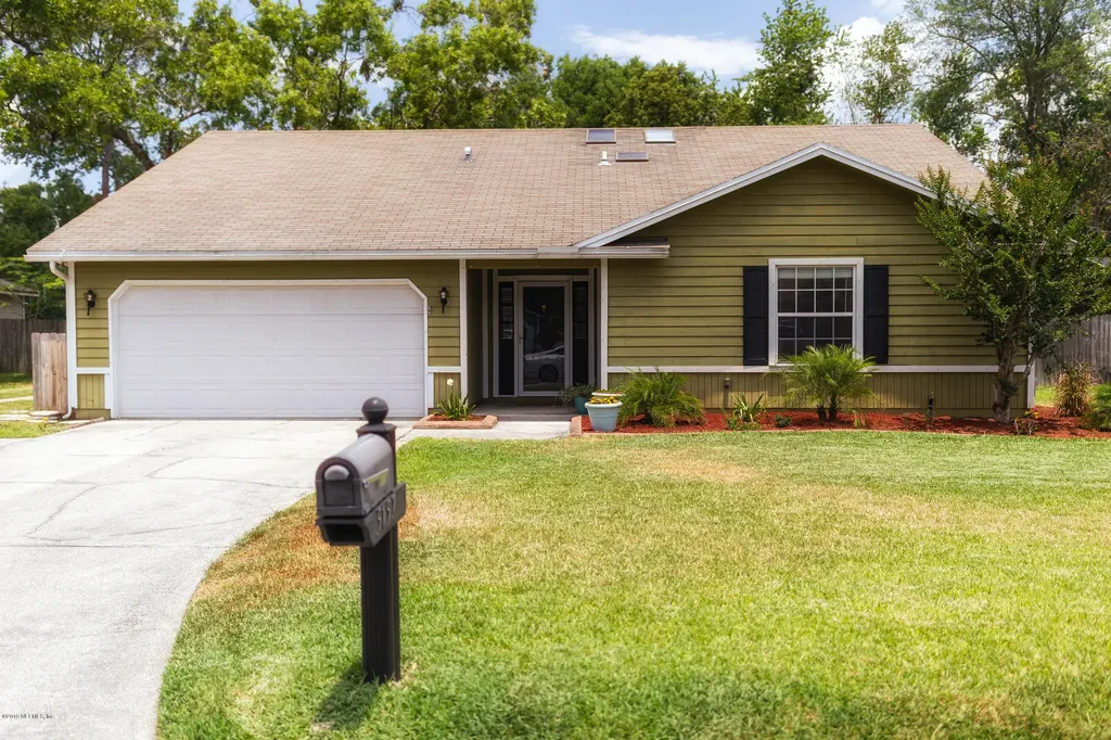 5157 Breezeway Court Jacksonville FL 32258