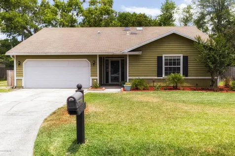 5157 Breezeway Court Jacksonville FL 32258