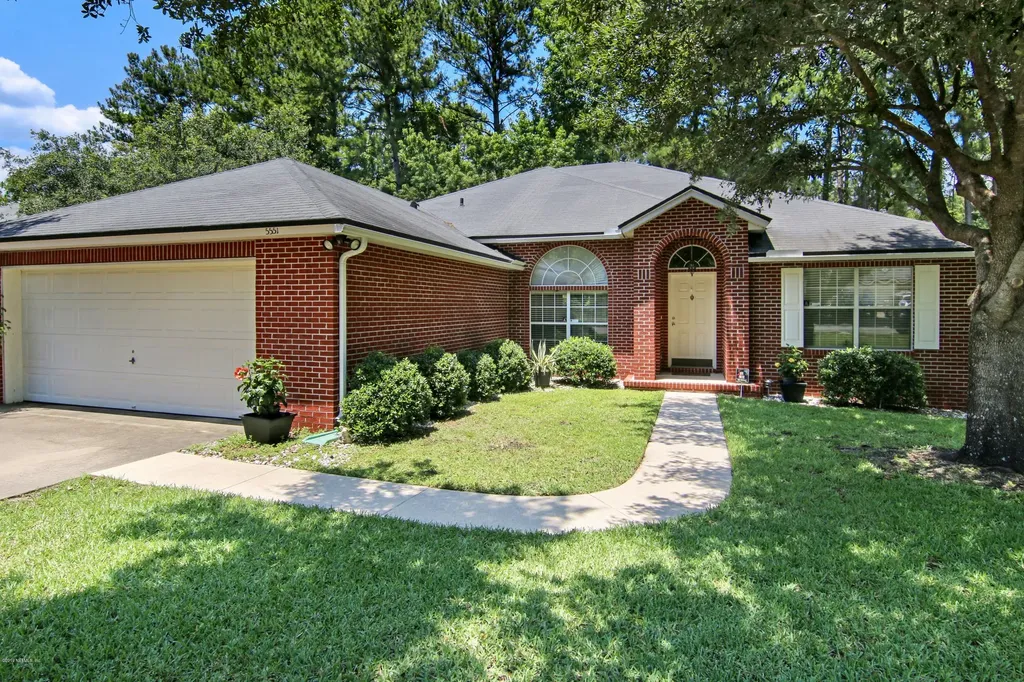5551 Casavedra Court Jacksonville FL 32244