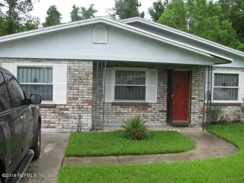 7423 John F Kennedy Drive E Jacksonville FL 32219