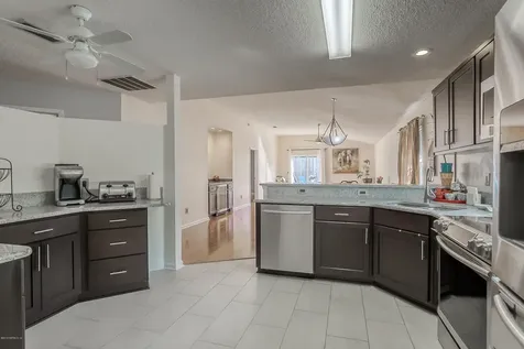 6099 Alpenrose Avenue Jacksonville FL 32256