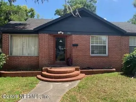 208 W 67th Street Jacksonville FL 32208