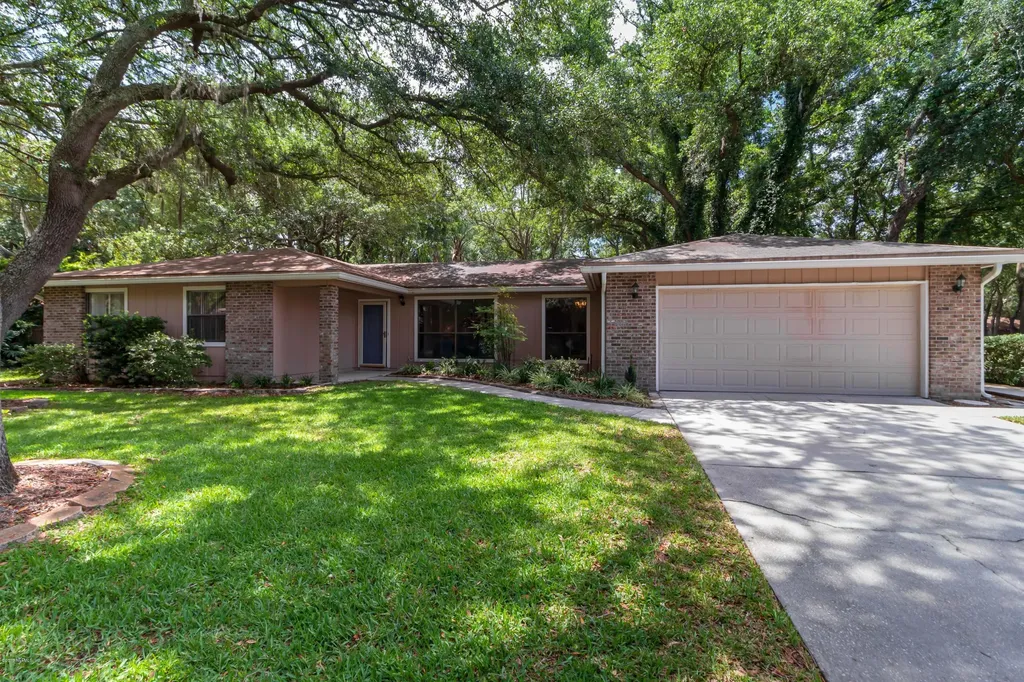 13576 Picarsa Drive Jacksonville FL 32225