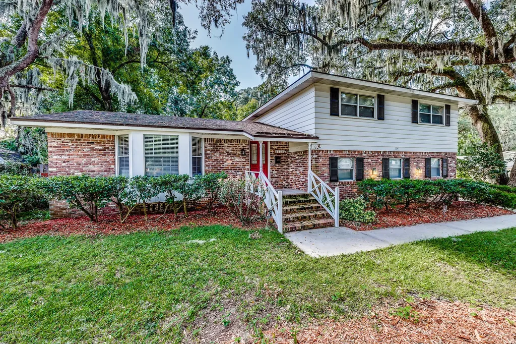 5334 Whitney Street Jacksonville FL 32277