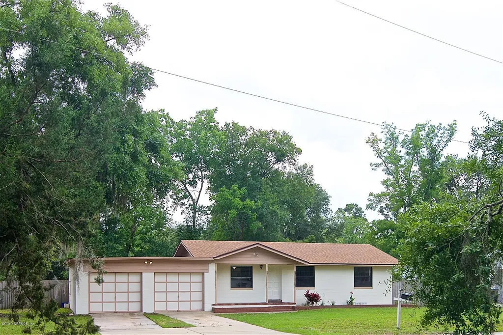 8242 Gwendolyn Road Jacksonville FL 32216