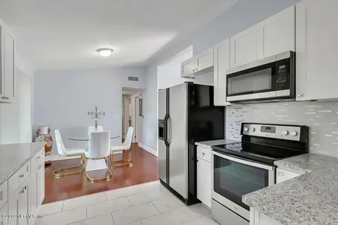 7832 Delaroche Court Jacksonville FL 32210